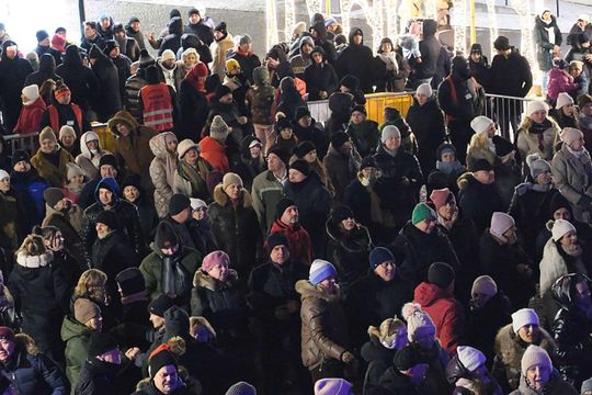 Noworoczna Potańcówka na placu Łuczkowskiego w Chełmie [GALERIA ZDJĘĆ]