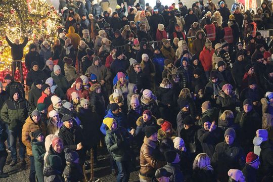 Noworoczna Potańcówka na placu Łuczkowskiego w Chełmie [GALERIA ZDJĘĆ]