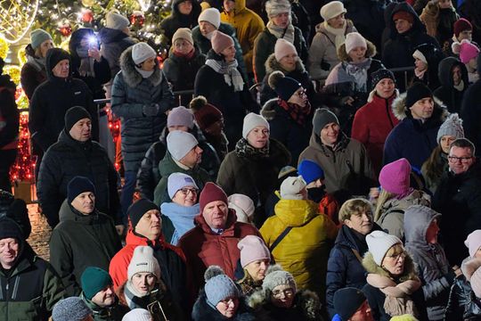 Noworoczna Potańcówka na placu Łuczkowskiego w Chełmie [GALERIA ZDJĘĆ]