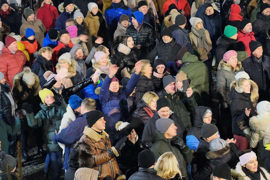 Noworoczna Potańcówka na placu Łuczkowskiego w Chełmie [GALERIA ZDJĘĆ]