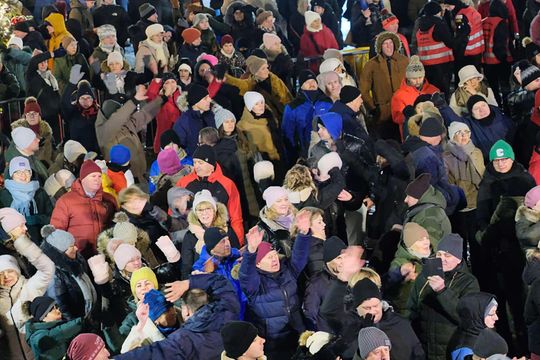 Noworoczna Potańcówka na placu Łuczkowskiego w Chełmie [GALERIA ZDJĘĆ]