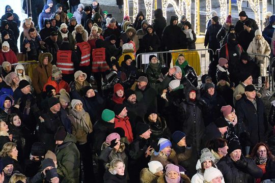 Noworoczna Potańcówka na placu Łuczkowskiego w Chełmie [GALERIA ZDJĘĆ]