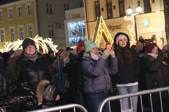 Noworoczna Potańcówka na placu Łuczkowskiego w Chełmie [GALERIA ZDJĘĆ]