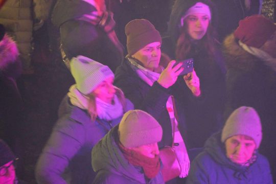 Noworoczna Potańcówka na placu Łuczkowskiego w Chełmie [GALERIA ZDJĘĆ]