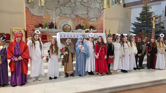 Jasełka w kościele pw. Chrystusa Odkupiciela w Chełmie. [GALERIA ZDJĘĆ]