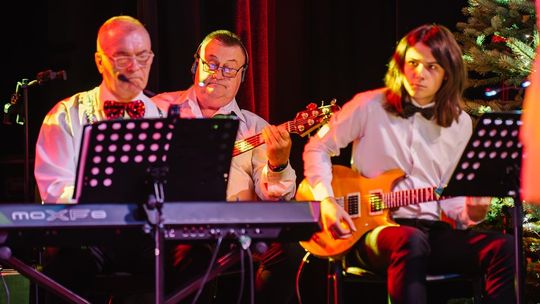 „Kiedy nam do siebie bliżej" - koncert kolęd i pastorałek w Chełmskim Domu Kultury [GALERIA ZDJĘĆ]