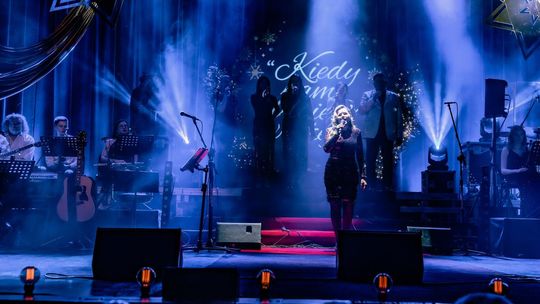 „Kiedy nam do siebie bliżej" - koncert kolęd i pastorałek w Chełmskim Domu Kultury [GALERIA ZDJĘĆ]