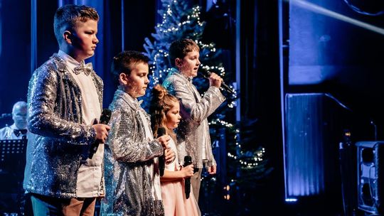 „Kiedy nam do siebie bliżej" - koncert kolęd i pastorałek w Chełmskim Domu Kultury [GALERIA ZDJĘĆ]