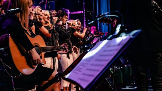 „Kiedy nam do siebie bliżej" - koncert kolęd i pastorałek w Chełmskim Domu Kultury [GALERIA ZDJĘĆ]