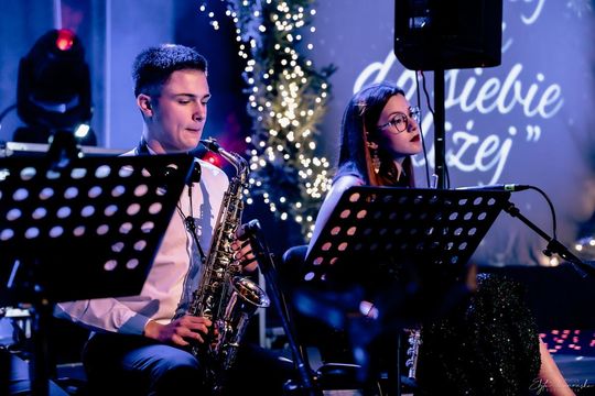 „Kiedy nam do siebie bliżej" - koncert kolęd i pastorałek w Chełmskim Domu Kultury [GALERIA ZDJĘĆ]