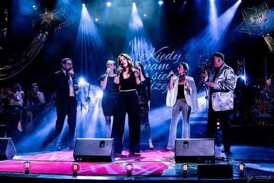 „Kiedy nam do siebie bliżej" - koncert kolęd i pastorałek w Chełmskim Domu Kultury [GALERIA ZDJĘĆ]