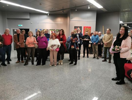 Wernisaż wystawy "Wszystko jest obrazem" Stowarzyszenia Twórczego "Pasja" [GALERIA ZDJĘĆ]