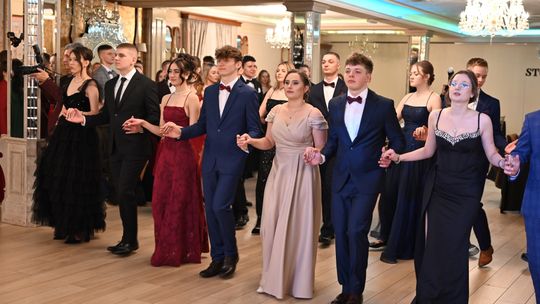 Studniówkowy bal w ZSZ nr 1 oraz II LO we Włodawie 2026 [GALERIA ZDJĘĆ]