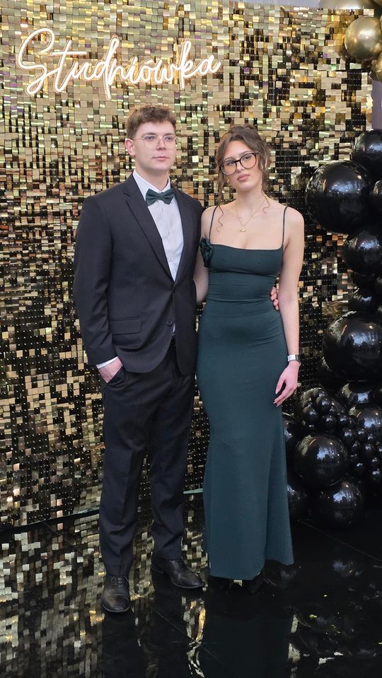 CZAR PAR! Studniówka w I Liceum Ogólnokształcącym w Chełmie [GALERIA ZDJĘĆ]