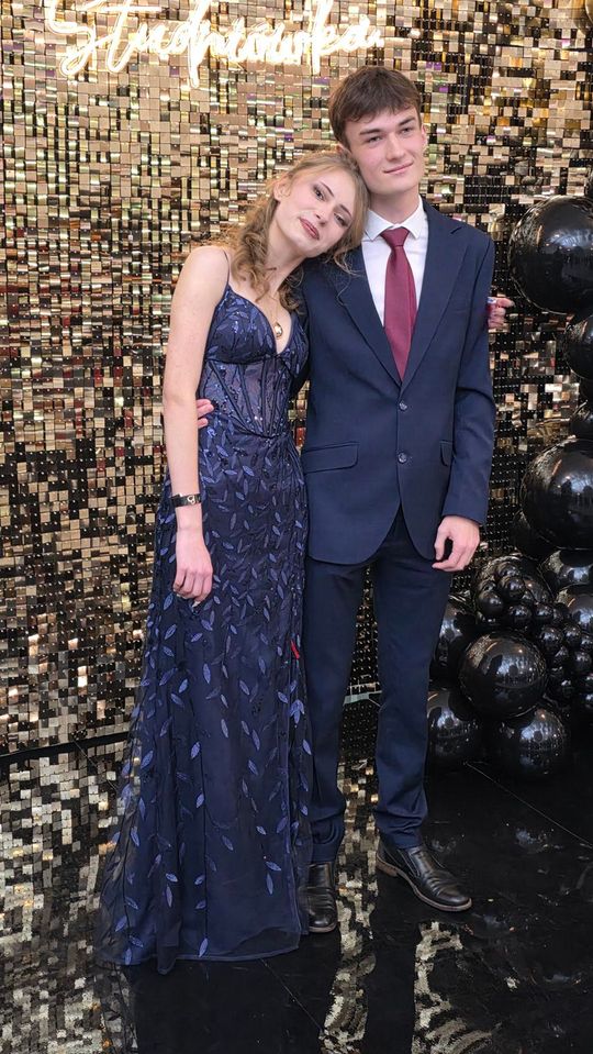 CZAR PAR! Studniówka w I Liceum Ogólnokształcącym w Chełmie [GALERIA ZDJĘĆ]