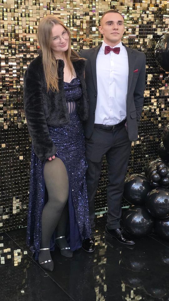 CZAR PAR! Studniówka w I Liceum Ogólnokształcącym w Chełmie [GALERIA ZDJĘĆ]