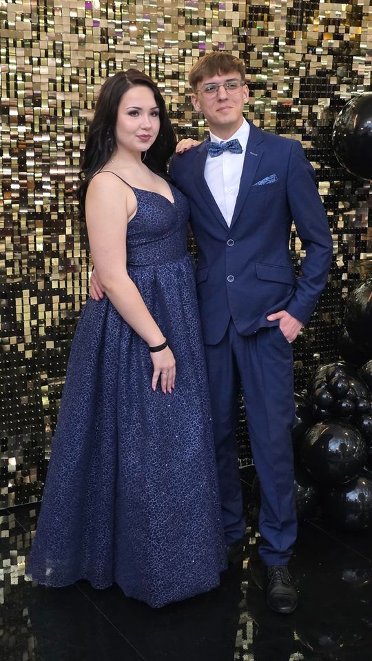 CZAR PAR! Studniówka w I Liceum Ogólnokształcącym w Chełmie [GALERIA ZDJĘĆ]