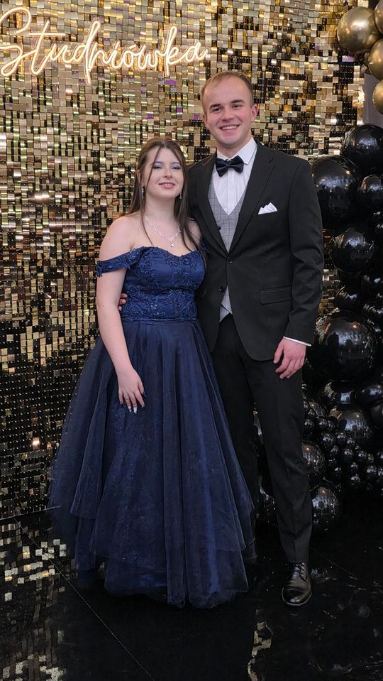 CZAR PAR! Studniówka w I Liceum Ogólnokształcącym w Chełmie [GALERIA ZDJĘĆ]