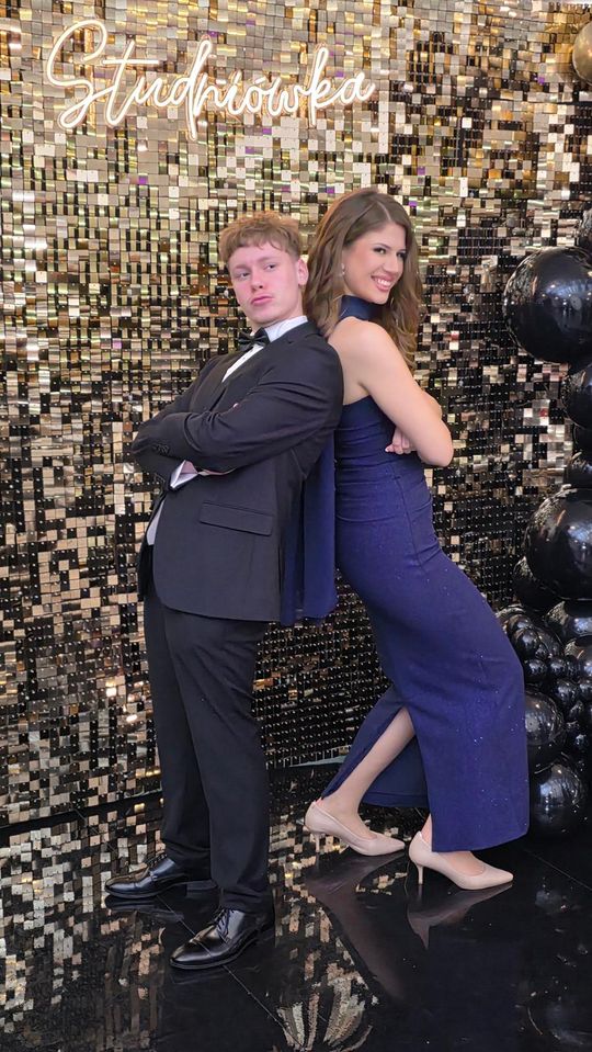 CZAR PAR! Studniówka w I Liceum Ogólnokształcącym w Chełmie [GALERIA ZDJĘĆ]