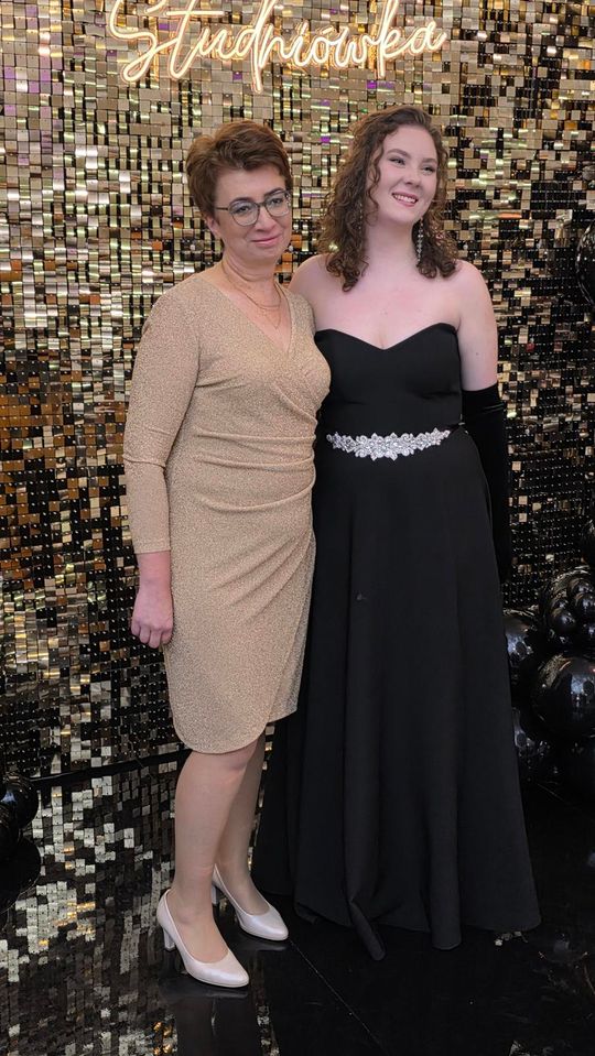 CZAR PAR! Studniówka w I Liceum Ogólnokształcącym w Chełmie [GALERIA ZDJĘĆ]