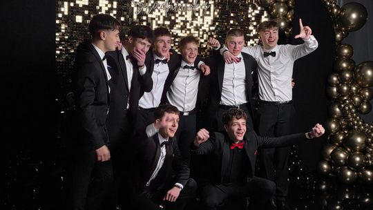 CZAR PAR! Studniówka w I Liceum Ogólnokształcącym w Chełmie [GALERIA ZDJĘĆ]