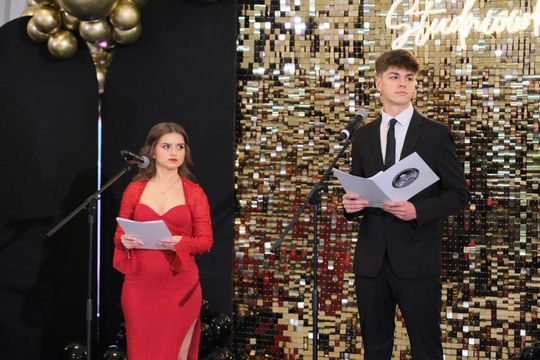 Studniówka w I Liceum Ogólnokształcącym w Chełmie 2026 [GALERIA ZDJĘĆ]