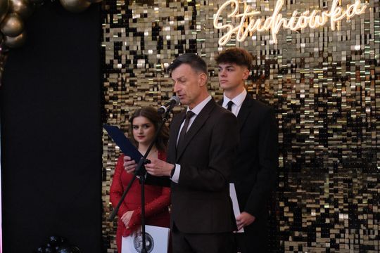 Studniówka w I Liceum Ogólnokształcącym w Chełmie 2026 [GALERIA ZDJĘĆ]