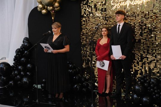 Studniówka w I Liceum Ogólnokształcącym w Chełmie 2026 [GALERIA ZDJĘĆ]