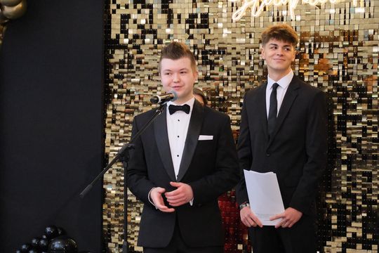 Studniówka w I Liceum Ogólnokształcącym w Chełmie 2026 [GALERIA ZDJĘĆ]