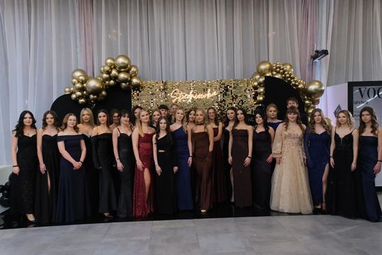 Studniówka w I Liceum Ogólnokształcącym w Chełmie 2026 [GALERIA ZDJĘĆ]