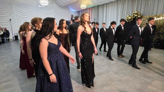 Studniówka w I Liceum Ogólnokształcącym w Chełmie 2026 [GALERIA ZDJĘĆ]