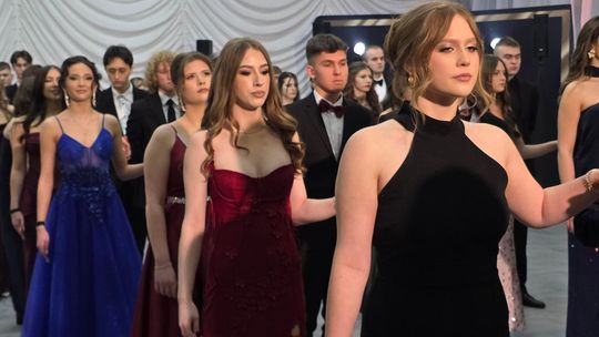 Studniówka w I Liceum Ogólnokształcącym w Chełmie 2026 [GALERIA ZDJĘĆ]