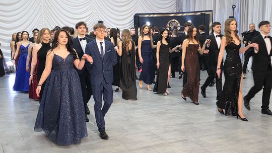 Studniówka w I Liceum Ogólnokształcącym w Chełmie 2026 [GALERIA ZDJĘĆ]