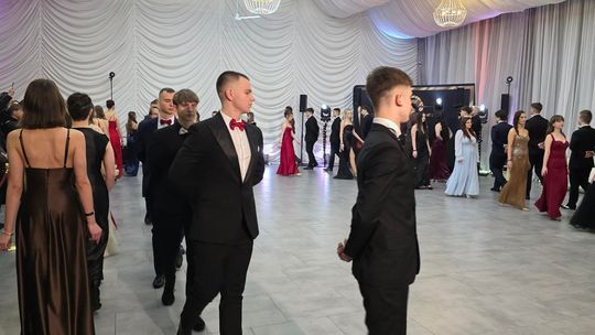 Studniówka w I Liceum Ogólnokształcącym w Chełmie 2026 [GALERIA ZDJĘĆ]