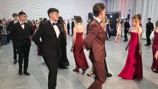 Studniówka w I Liceum Ogólnokształcącym w Chełmie 2026 [GALERIA ZDJĘĆ]