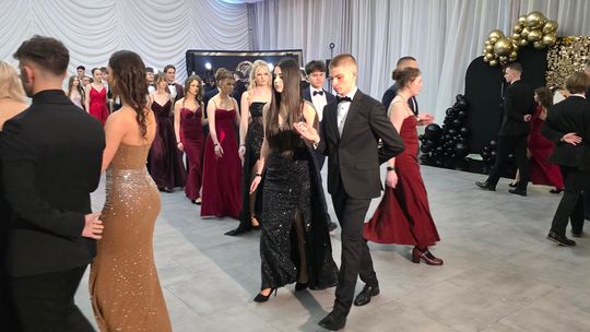 Studniówka w I Liceum Ogólnokształcącym w Chełmie 2026 [GALERIA ZDJĘĆ]