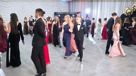 Studniówka w I Liceum Ogólnokształcącym w Chełmie 2026 [GALERIA ZDJĘĆ]