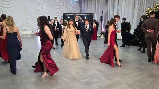 Studniówka w I Liceum Ogólnokształcącym w Chełmie 2026 [GALERIA ZDJĘĆ]