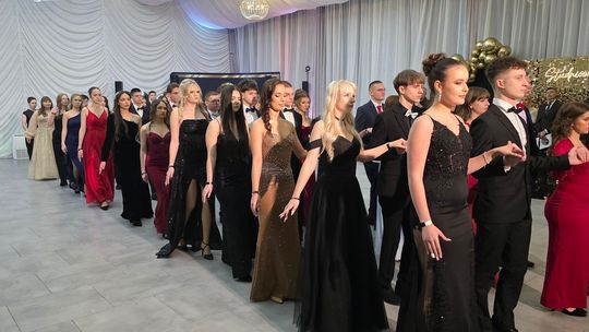 Studniówka w I Liceum Ogólnokształcącym w Chełmie 2026 [GALERIA ZDJĘĆ]