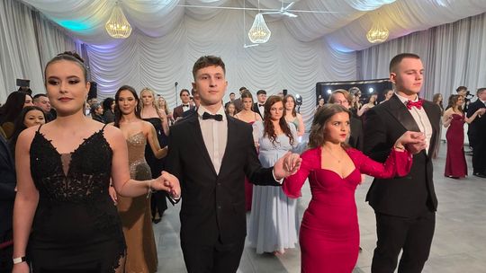 Studniówka w I Liceum Ogólnokształcącym w Chełmie 2026 [GALERIA ZDJĘĆ]