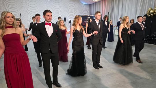 Studniówka w I Liceum Ogólnokształcącym w Chełmie 2026 [GALERIA ZDJĘĆ]