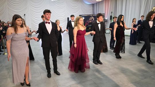 Studniówka w I Liceum Ogólnokształcącym w Chełmie 2026 [GALERIA ZDJĘĆ]