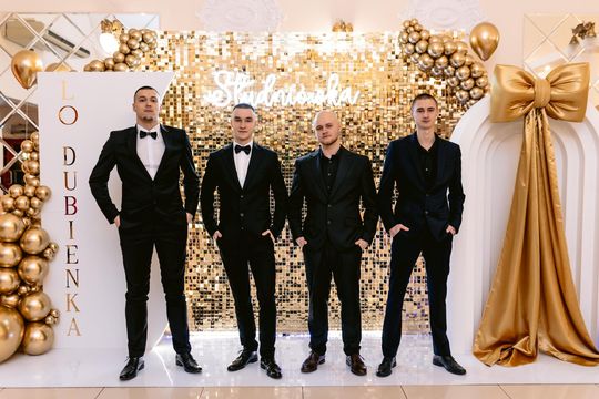 Studniówka w Liceum Ogólnokształcącym w Dubience [GALERIA ZDJĘĆ]