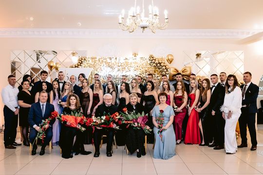 Studniówka w Liceum Ogólnokształcącym w Dubience [GALERIA ZDJĘĆ]