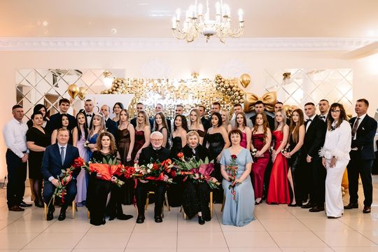 Studniówka w Liceum Ogólnokształcącym w Dubience [GALERIA ZDJĘĆ]