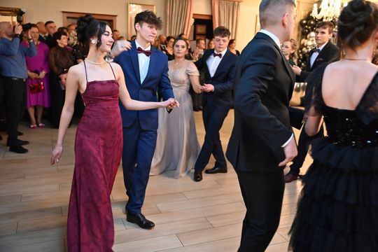 Studniówkowy bal w ZSZ nr 1 oraz II LO we Włodawie 2026 [GALERIA ZDJĘĆ]