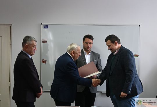Pow. krasnostawski. Lokalni liderzy rynku pracy gotowi do działania - nowa kadencja Powiatowej Rady Rynku Pracy [GALERIA ZDJĘĆ]