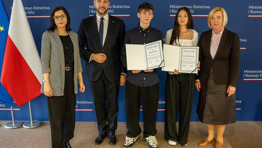 Najlepsi z najlepszych. Uczniowie szkół rolniczych nagrodzeni w Ministerstwie Rolnictwa [GALERIA ZDJĘĆ]