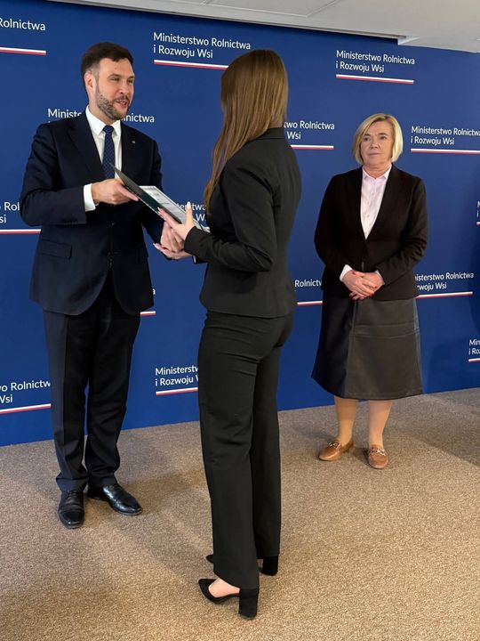 Najlepsi z najlepszych. Uczniowie szkół rolniczych nagrodzeni w Ministerstwie Rolnictwa [GALERIA ZDJĘĆ]