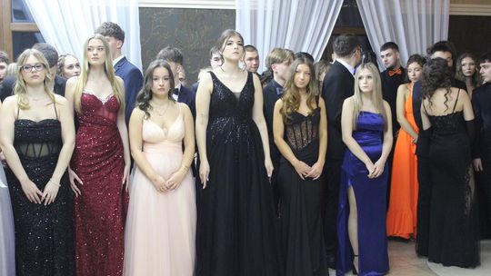 Studniówka maturzystów z IV Liceum Ogólnokształcącego w Chełmie 2026 [GALERIA ZDJĘĆ]